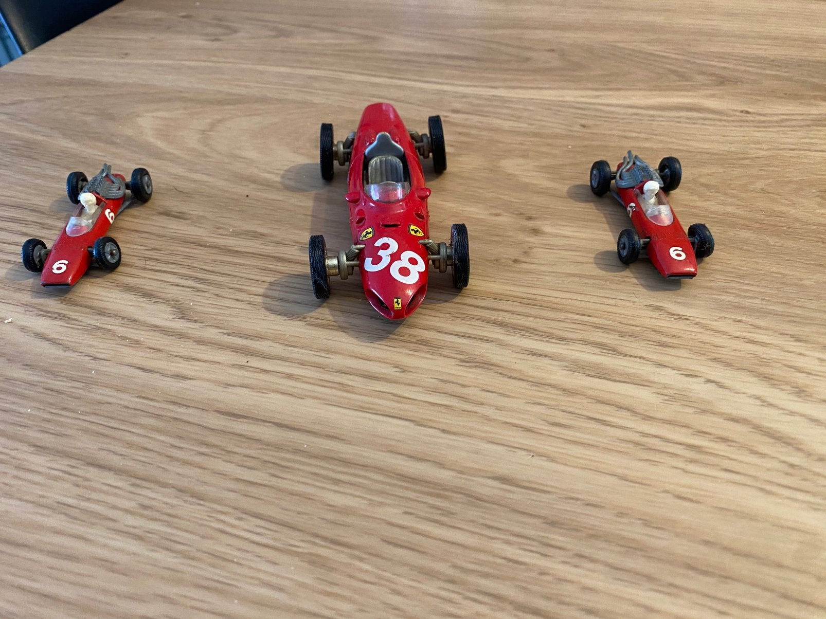 Formule 1 1/32, Enlèvement, Comme neuf