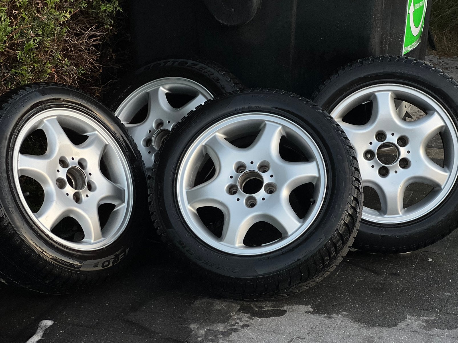 Mercedes velgen + winter Banden, Auto-onderdelen, Ophalen, Gebruikt, 16 inch, Banden en Velgen
