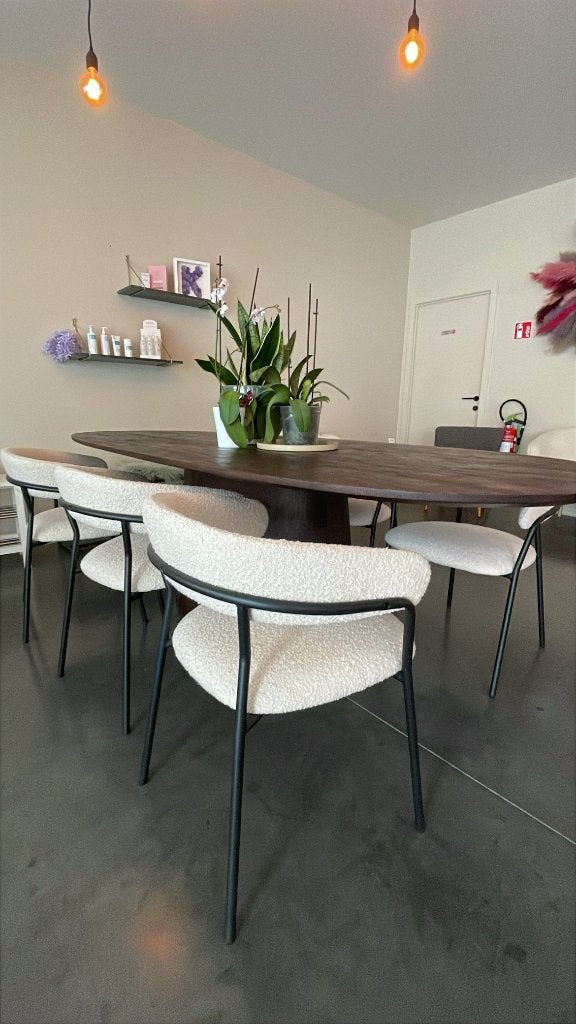 Mooie grote tafel te koop!, Ophalen, 100 tot 150 cm, 200 cm of meer, Zo goed als nieuw