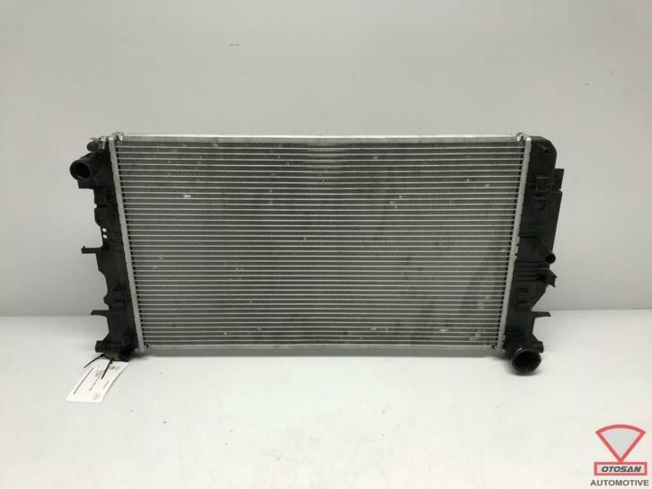 mercedes sprinter 906 crafter radiateur 6715601e, Auto-onderdelen, Gebruikt, Mercedes-Benz AG, Mercedes-Benz, Mercedesstrasse 120
70372  Stuttgart, DE