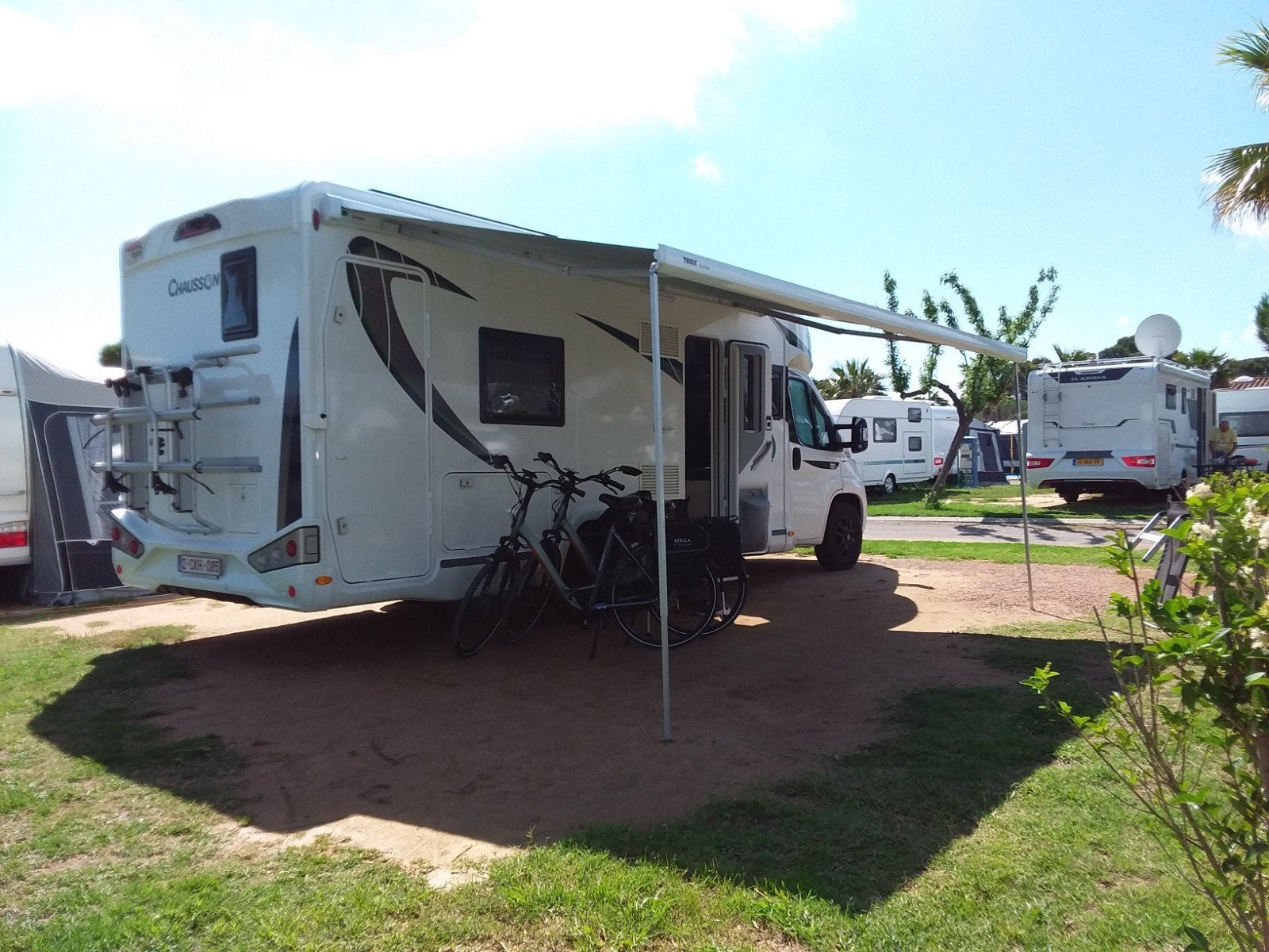 Chausson 757 Premium van Sept 2020 euro 6, Caravans en Kamperen, Caravans, Particulier, Luifel