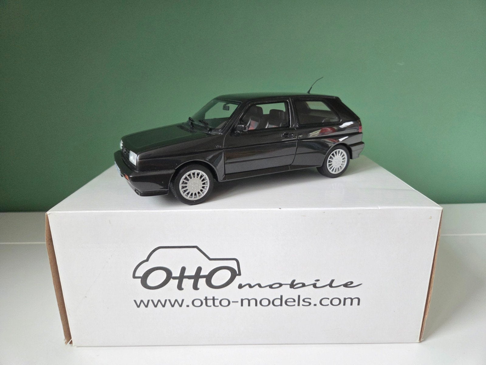 Otto Mobile 1:18 VW Golf Rallye Graphite Grey 1990 (OT056), Hobby en Vrije tijd, Ophalen of Verzenden, Zo goed als nieuw, Auto