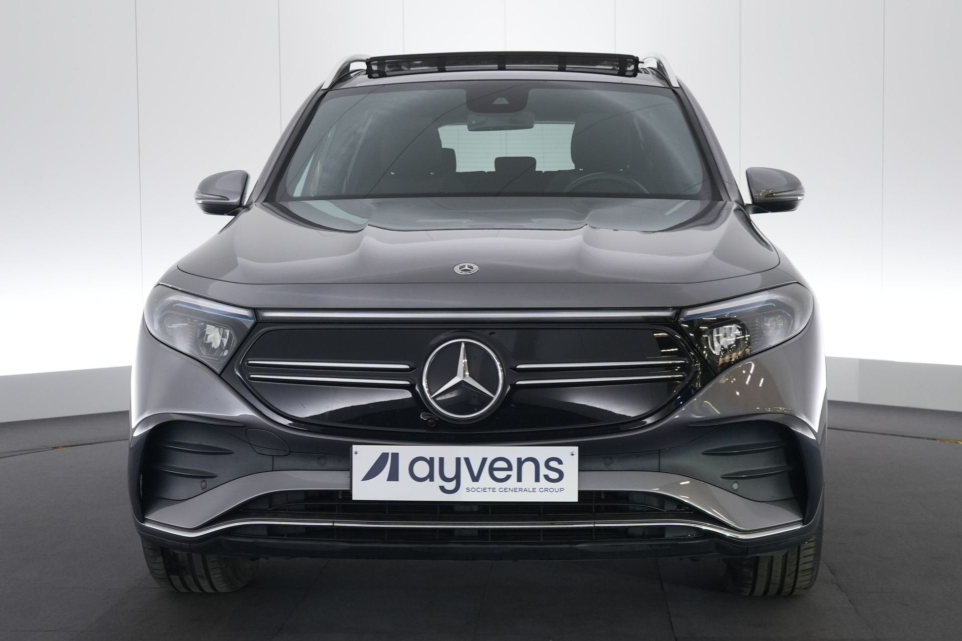 (2BXW699) MERCEDES-BENZ EQB, Autos, Argent ou Gris, Achat, EQB, Entreprise