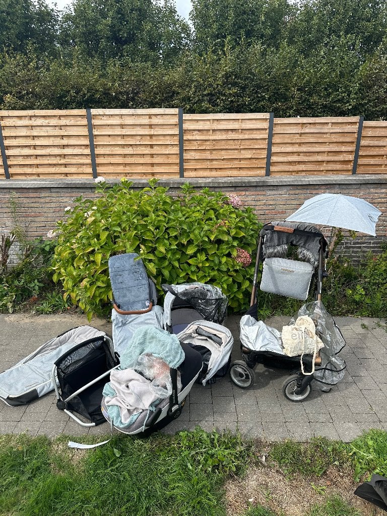 Musty i2 Pure cloud, Ophalen, Gebruikt, Luchtbanden, Combiwagen