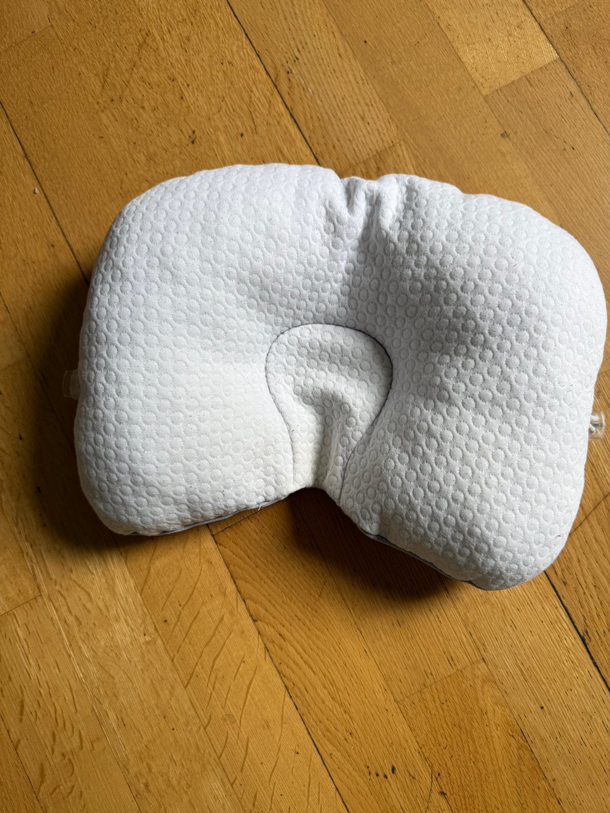 Orthopedische baby hoofdkussen, Ophalen, Zo goed als nieuw