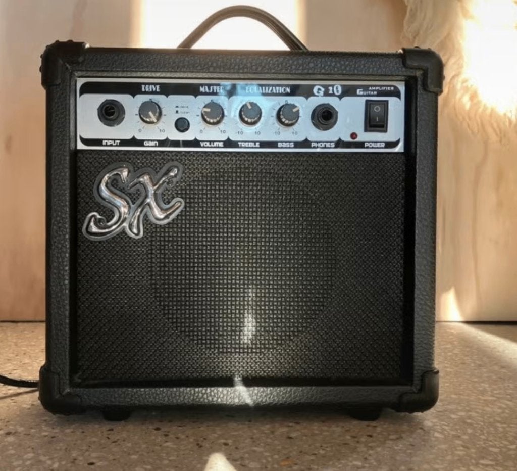 SX G10 Gitaarversterker – 10W. Zo goed als nieuw., Muziek en Instrumenten, Versterkers | Bas en Gitaar, Ophalen of Verzenden, Zo goed als nieuw