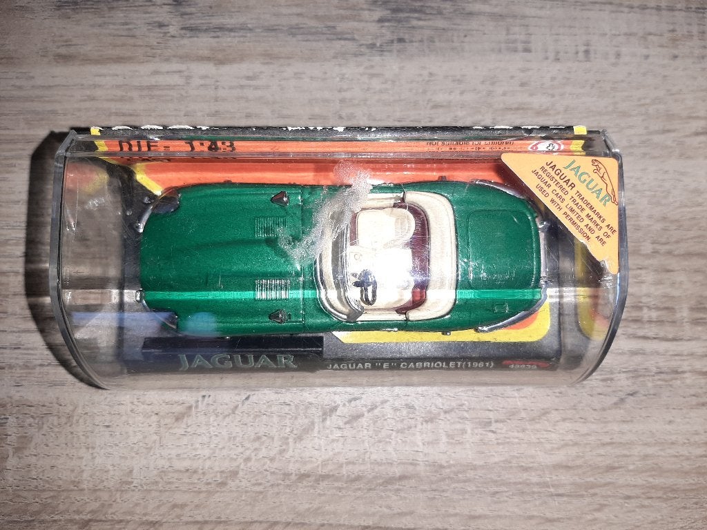 New Ray Jaguar E Cabriolet (1961) 1/43, Hobby & Loisirs créatifs, Enlèvement ou Envoi, Comme neuf, Voiture