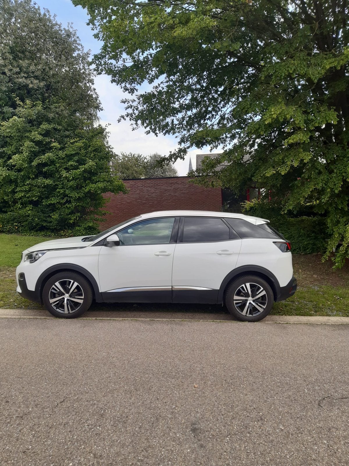 Peugeot 3008 Automatic | Année 2019 | Seulement 21.217 km, Autos, Achat, Euro 6, Noir, 5 portes
