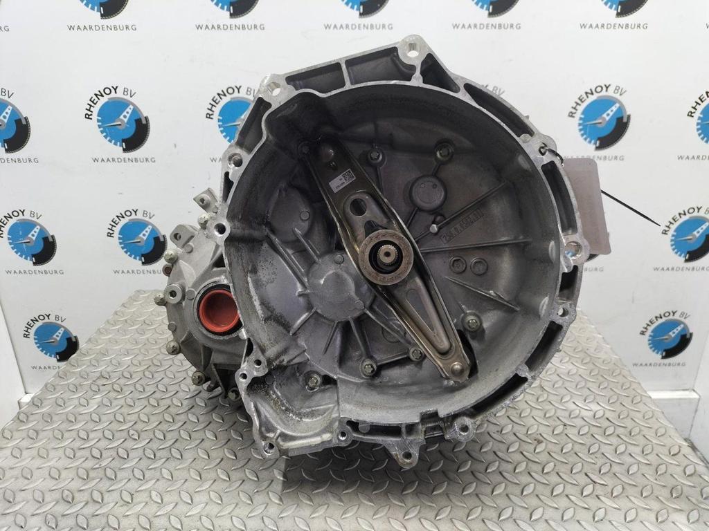 MINI (BMW) MINI F55 1.5 One Pepper  TRANSMISSIE / VERSNELLIN, Ophalen of Verzenden, Gebruikt, Stiba lid