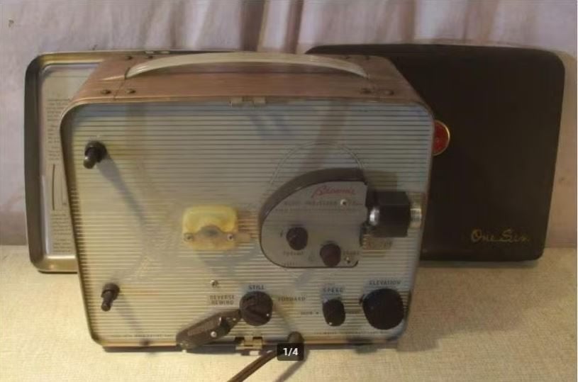 Projecteur de cinéma ancien 8 mm - Kodak brownie, Enlèvement ou Envoi, Projecteur