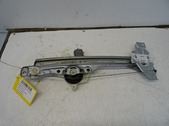 MECANISME VITRE ARRIÈRE DROIT Peugeot (2215122423), Utilisé, Peugeot
