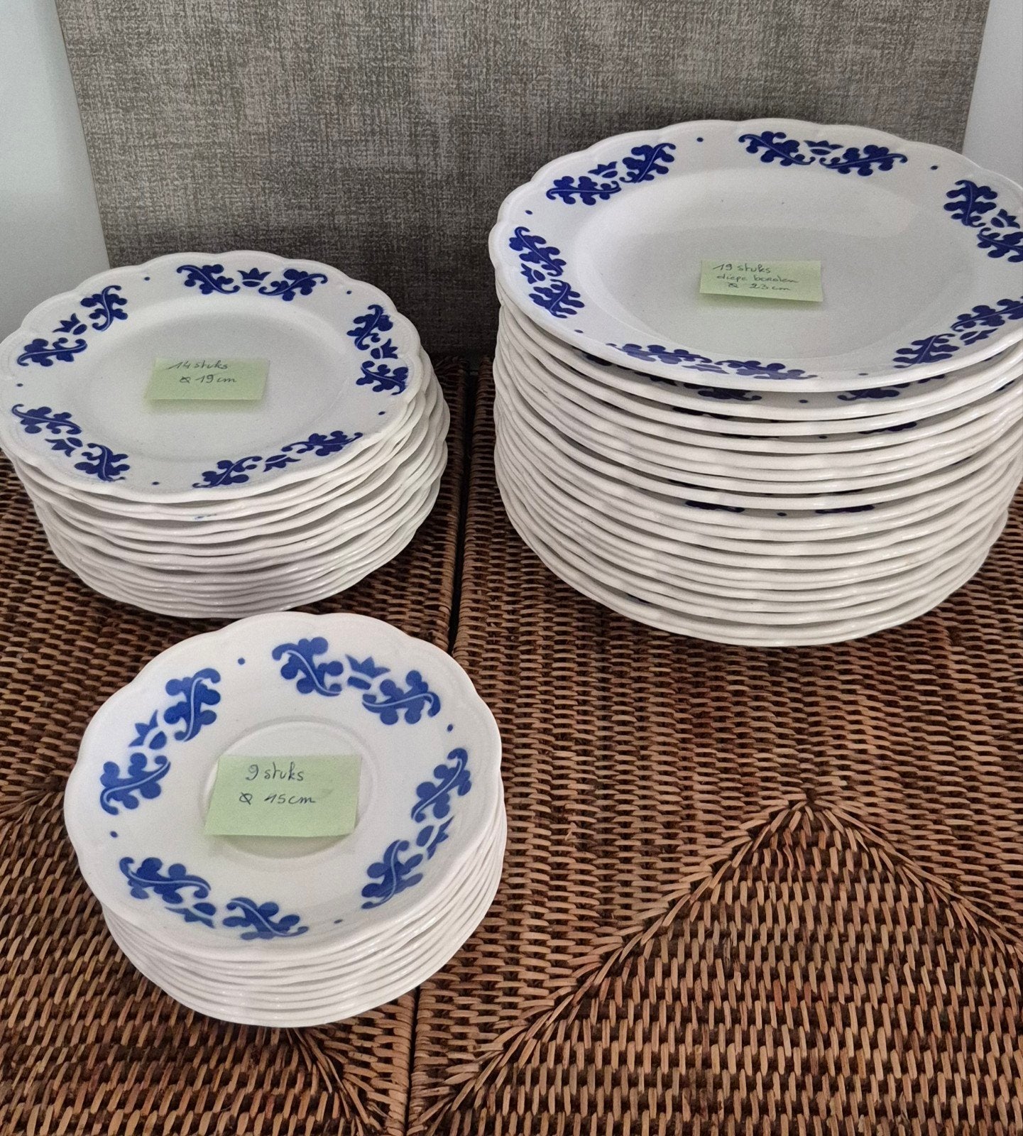 Lot Boch Festival Coronation assiettes (feuille de chêne) 42, Enlèvement