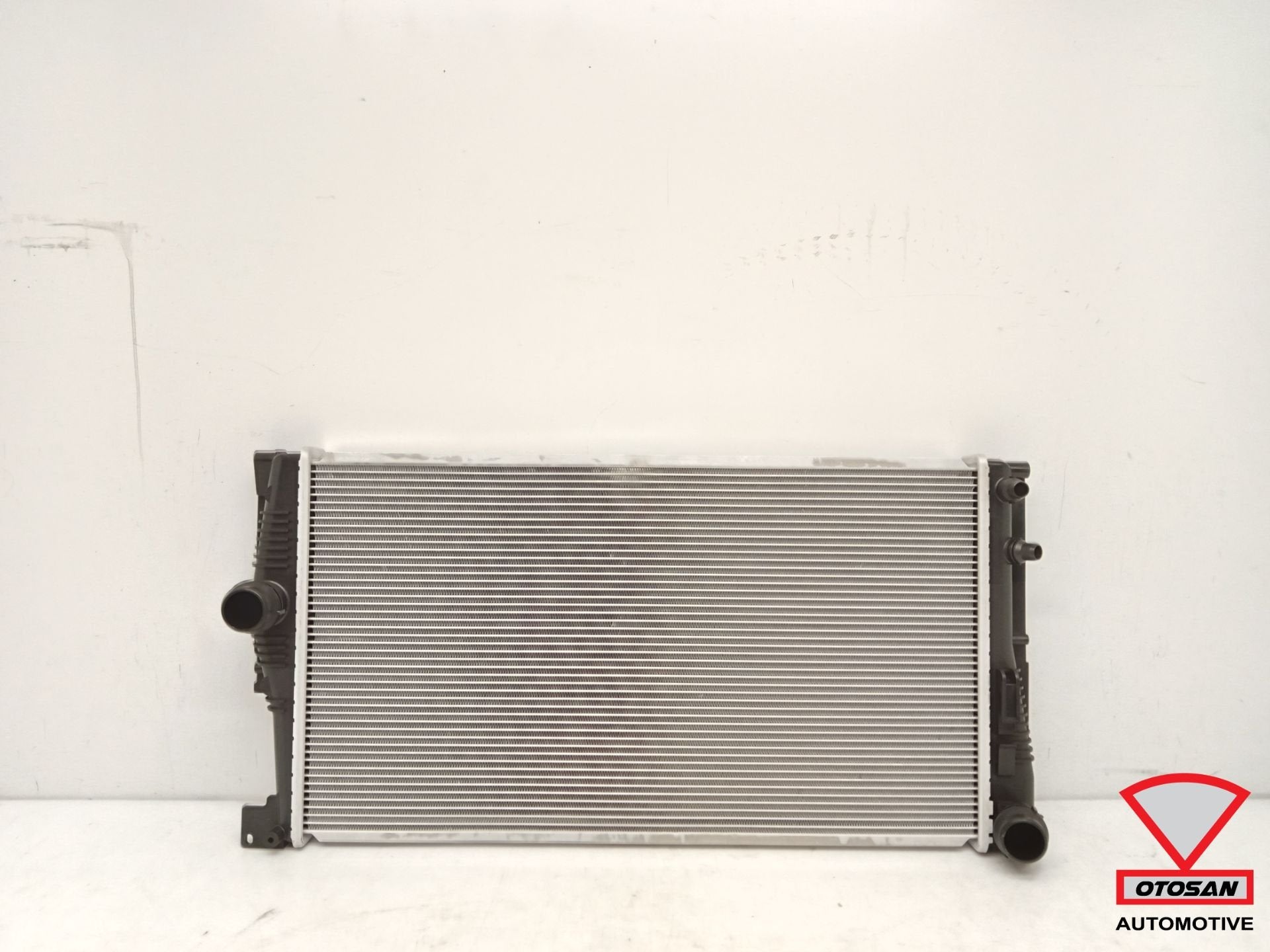 Bmw 5 serie F10 F11 Radiator Radiateur 1711 8672 011, Petuelring 130
80788  Munich, DE, Info@bmw.de, Nieuw, BMW