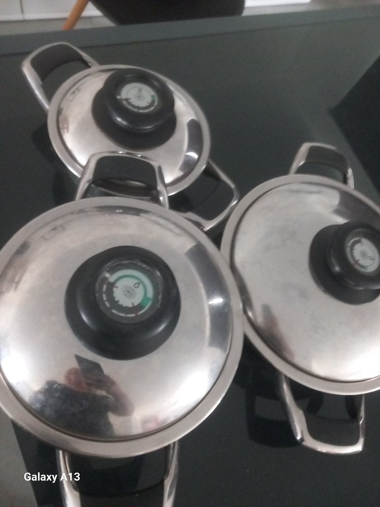 Casseroles amc, Maison & Meubles, Aluminium, Comme neuf, Enlèvement, Ensemble de casseroles
