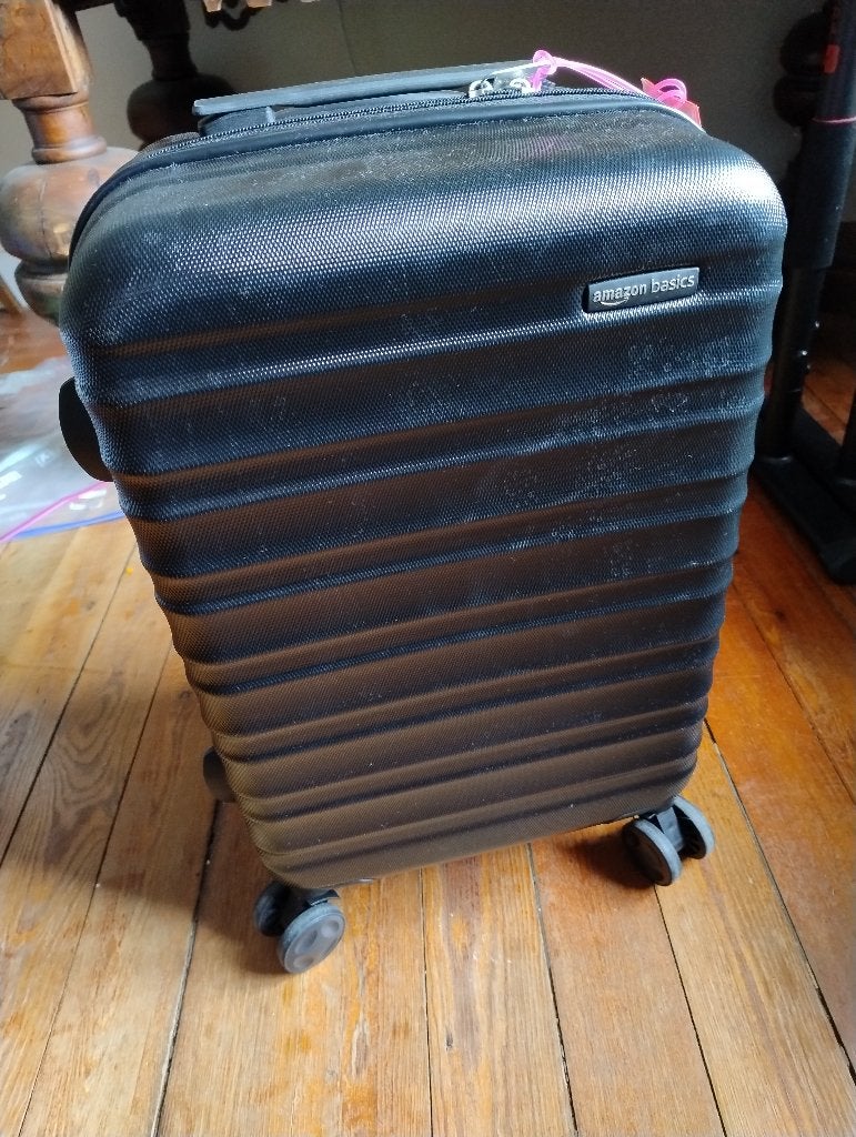 Valise Cabine Amazon Basics, Ophalen, Wieltjes, 50 tot 60 cm, Hard kunststof