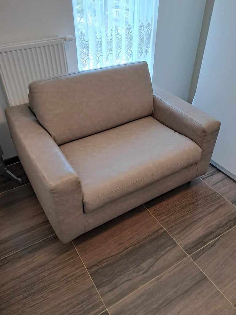 Zetel // Bed., Huis en Inrichting, Ophalen