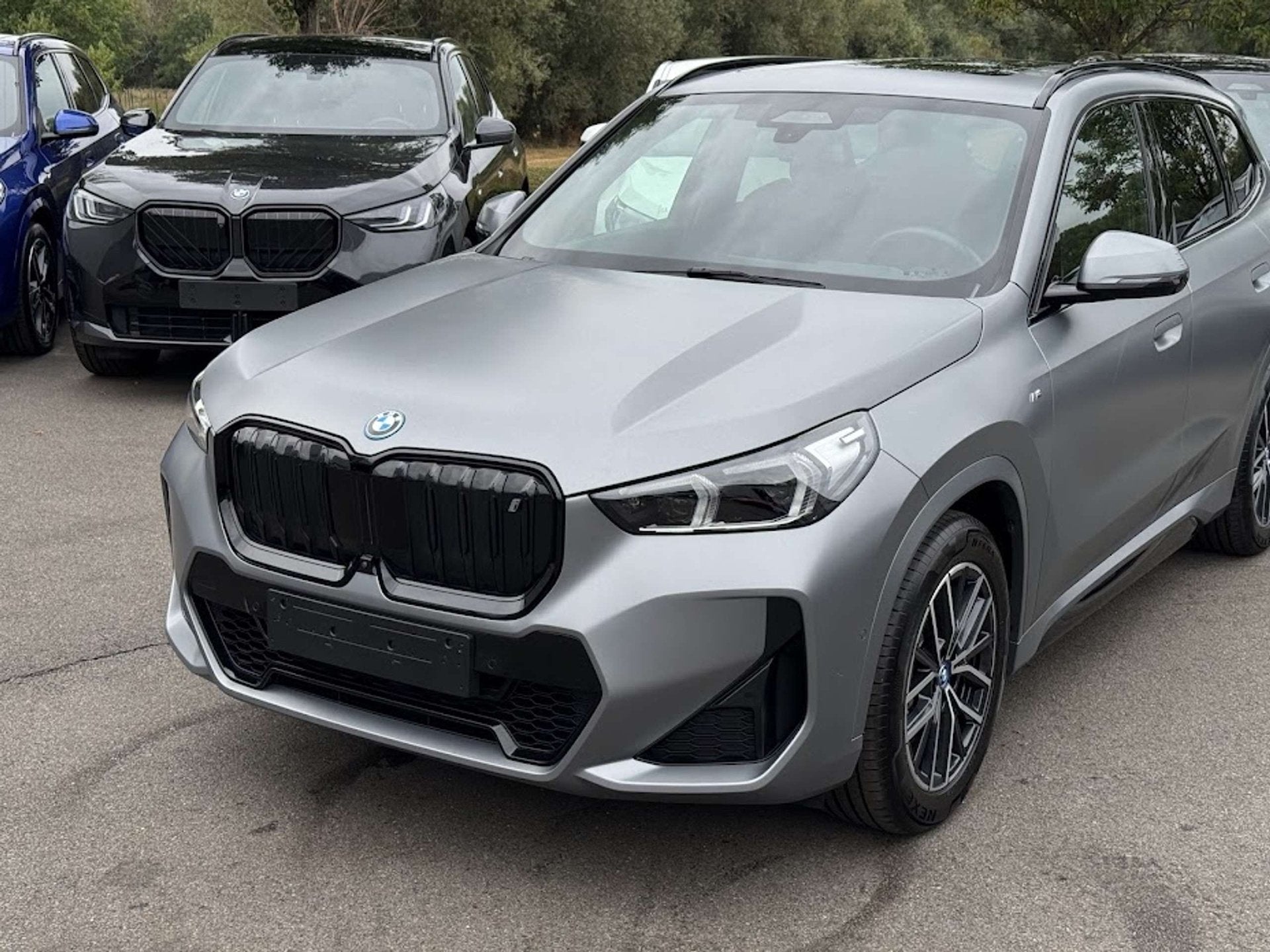 BMW iX1 xDrive30 M Sport / PANO / 360 / TRKHK / LEDER / HUD, Argent ou Gris, Achat, Entreprise, 5 portes