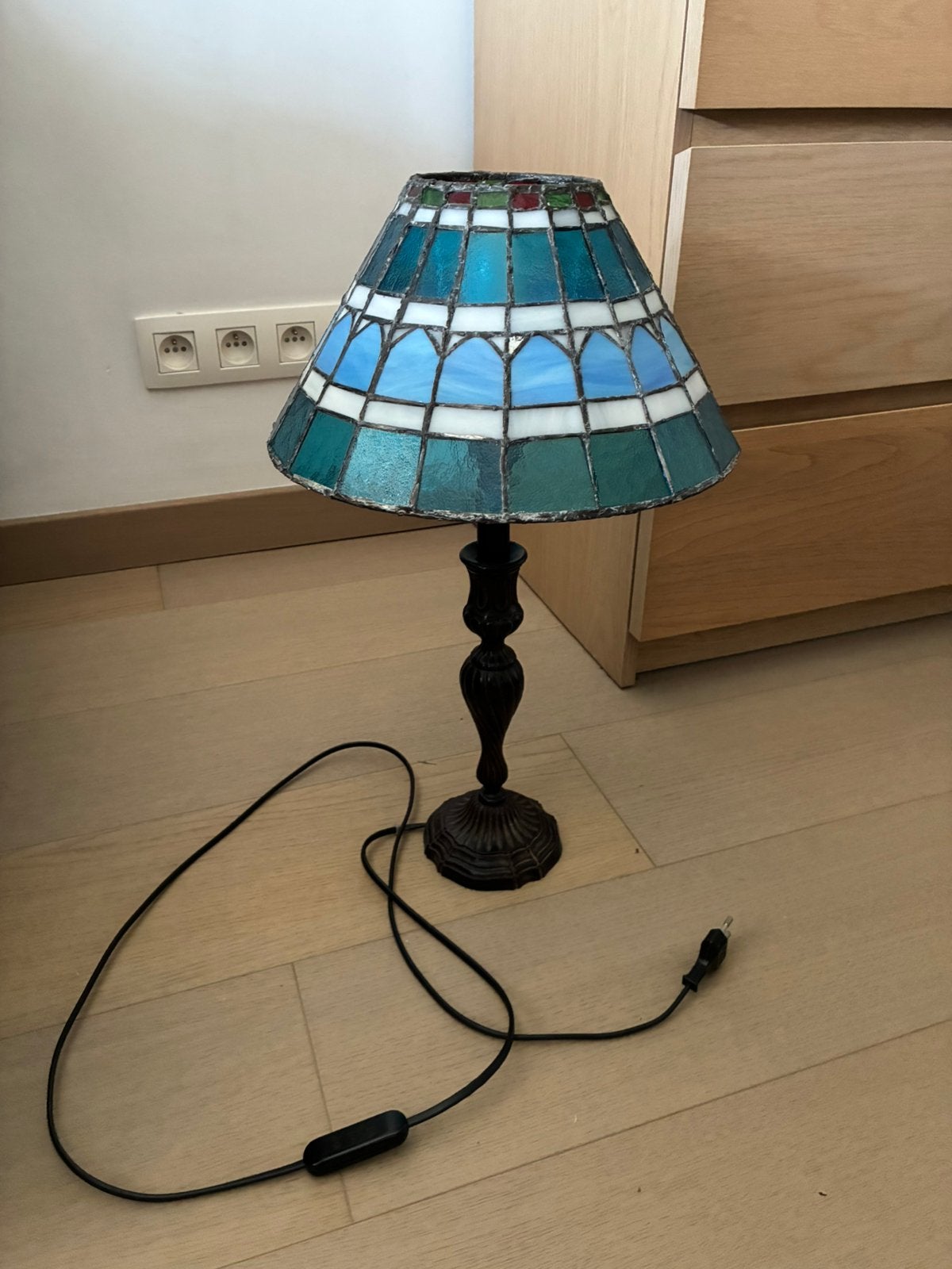 Tafellamp Tiffany stijl in blauwtinten, Ophalen, Zo goed als nieuw, Glas