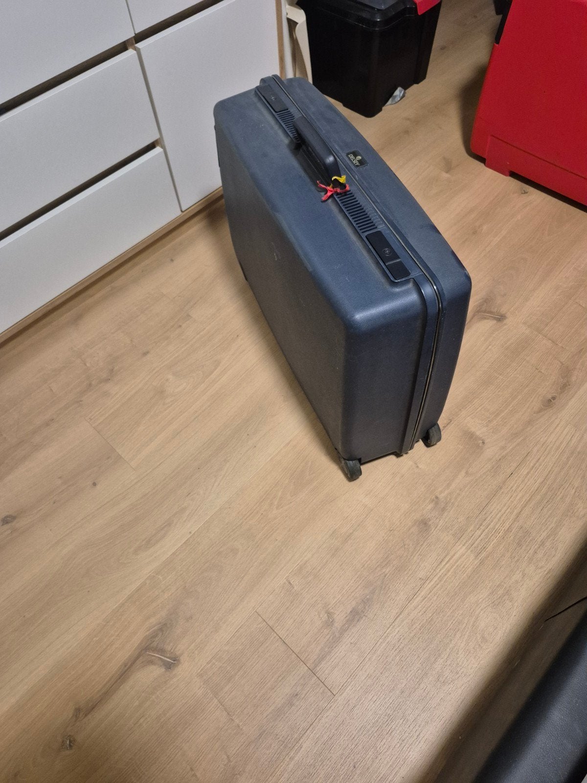 reiskoffer delsey Met sleutel, Ophalen of Verzenden