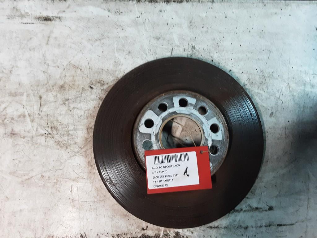 FREIN DISQUE AVANT Audi A3 Sportback (8PA) (01-2004/03-2013), Utilisé, Audi