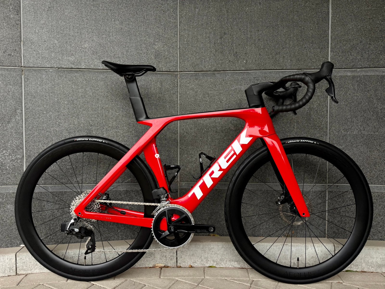 Trek Madone SLR6 Gen7 Project One [56cm], Fietsen en Brommers, 28 inch, Heren, Zo goed als nieuw, Meer dan 20 versnellingen