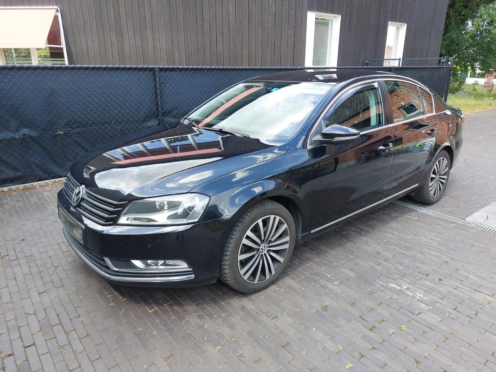 Volkswagen passat 1.6tdi, 2013, Auto's, Voorwielaandrijving, Stof, Navigatiesysteem, Zwart