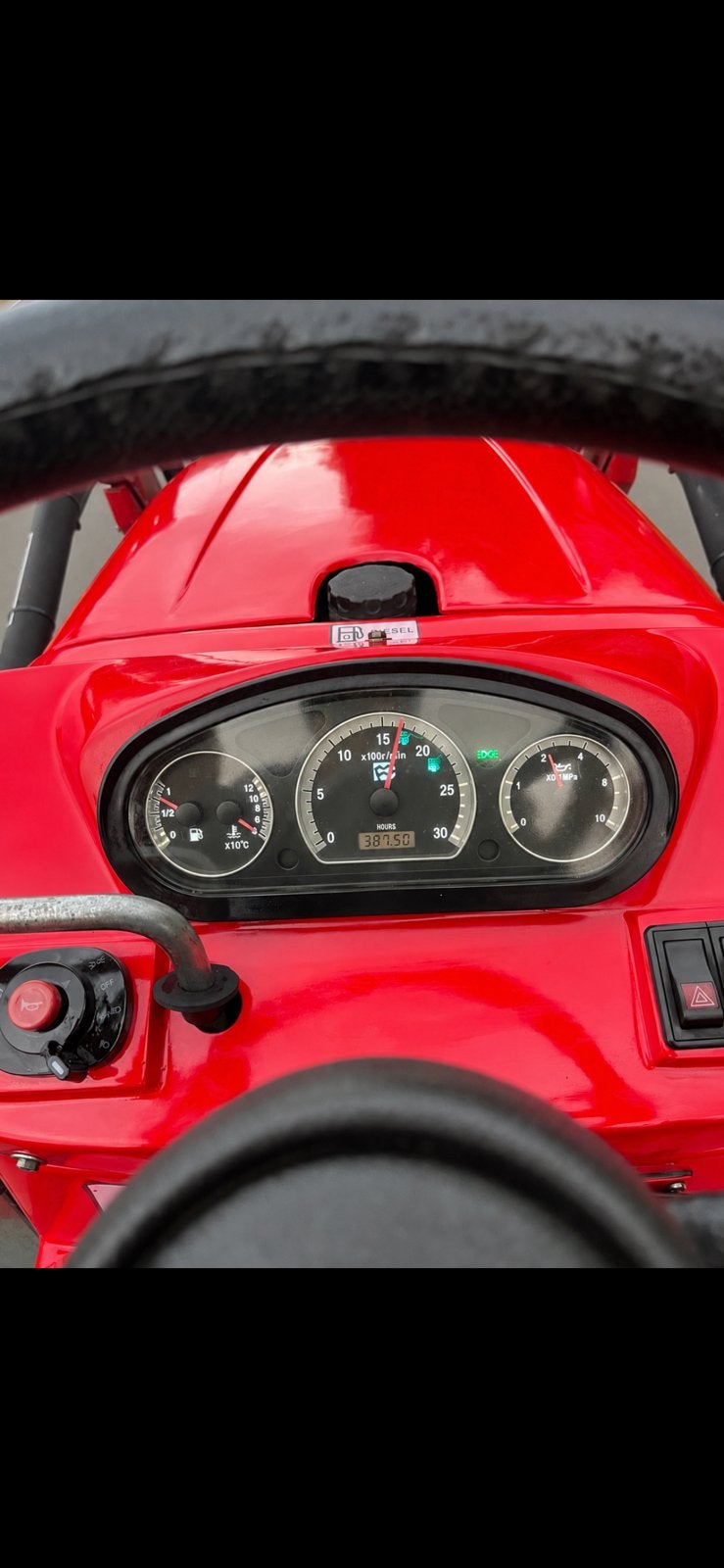 Tracteur compact Dongfeng DF404, Articles professionnels, Agriculture | Outils, Labour, Enlèvement