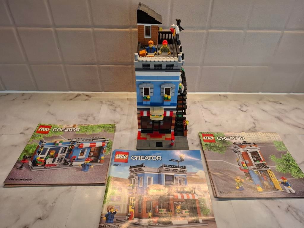 MOC 2x lego 31050 Corner deli, Enlèvement ou Envoi, Lego, MOC (création personnelle), Comme neuf