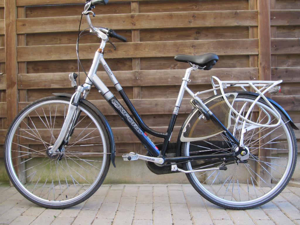 Damesfiets in Tielt -Winge, Fietsen en Brommers, Ophalen, Zo goed als nieuw, Versnellingen