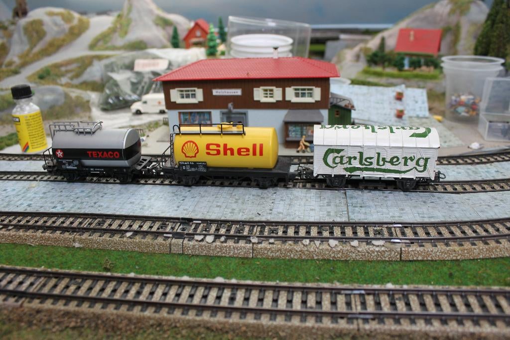 Marklin 3 wagons de marchandises, Hobby & Loisirs créatifs, Enlèvement ou Envoi, Courant alternatif, Wagon, Utilisé