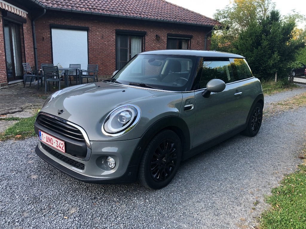 MINI One 1.5E 102 cv, Voorwielaandrijving, Stof, https://public.car-pass.be/vhr/334a3309-4845-49d6-af1f-eabf7e8682e2, Elektrische ramen