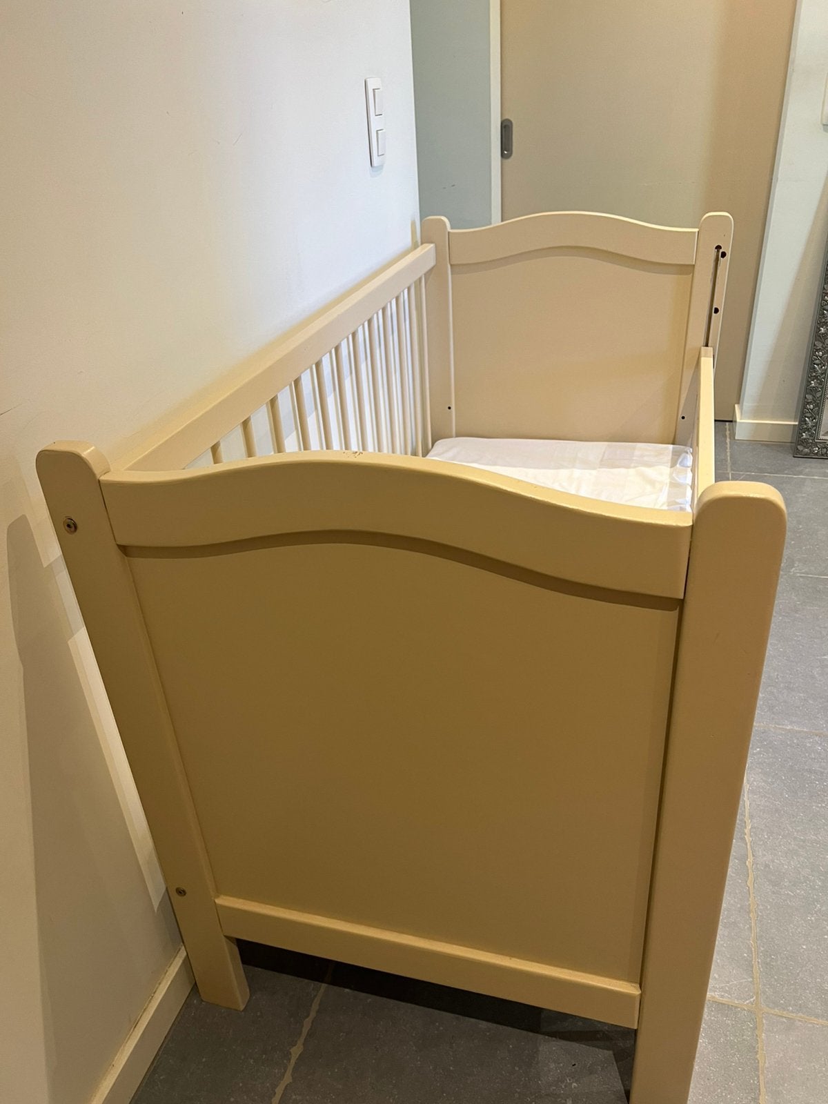 Peuterbed beige, Gebruikt, 70 tot 85 cm, Minder dan 140 cm, Ophalen