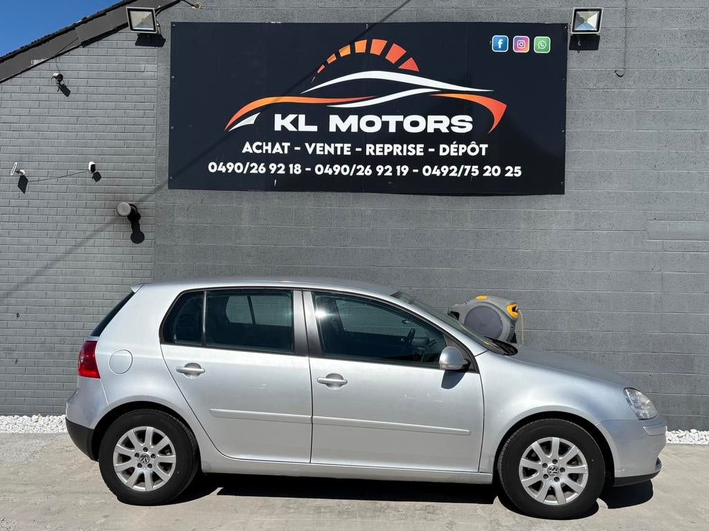 VW GOLF 5 COMFORTLINE 1.6i ESSENCE 126 000KM CARPASS 2005, Auto's, Voorwielaandrijving, Stof, Bedrijf, Handgeschakeld