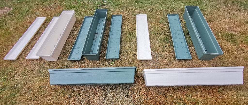 Elho balkon bloembakken + onderzetters, Ophalen, Kunststof, Gebruikt, Minder dan 30 cm
