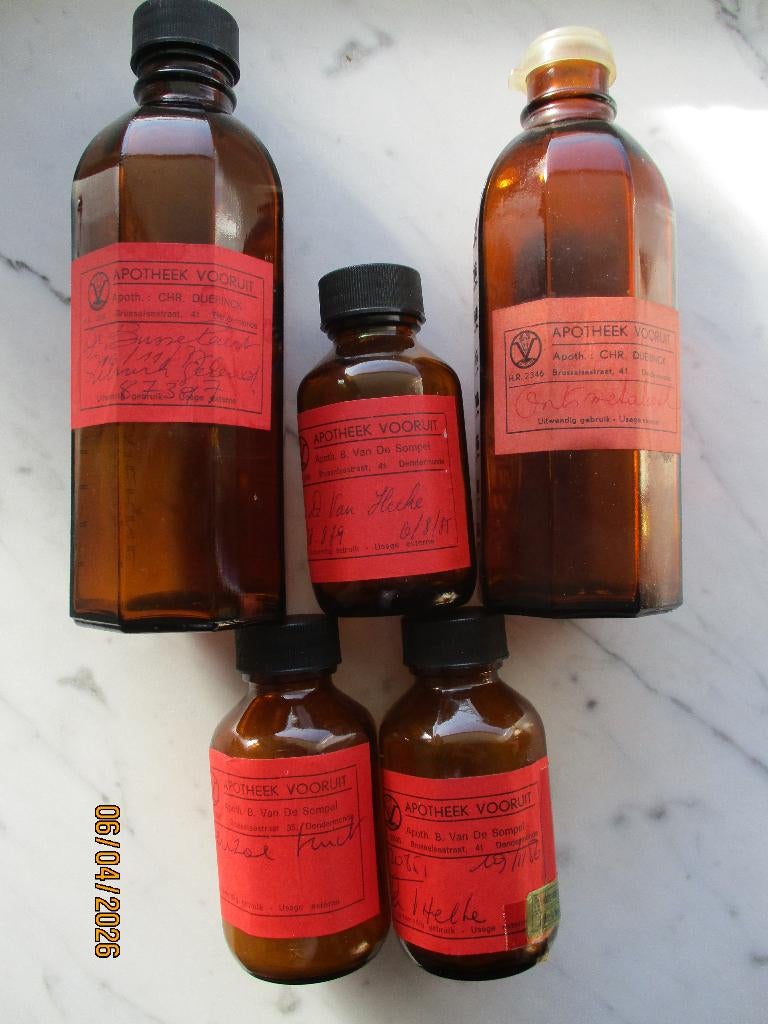 Apotheker flessen pillendozen Dendermonde Gent Mons, Verzenden, Gebruikt
