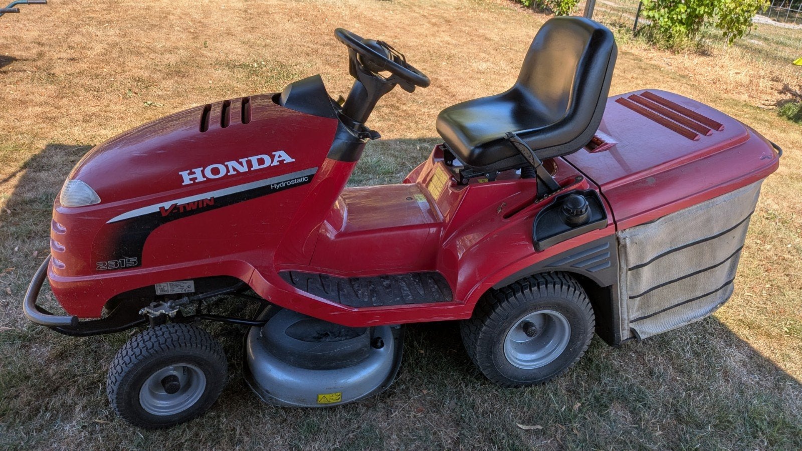 Tracteur tondeuse Honda 2315, Jardin & Terrasse, Utilisé, Honda, Démarrage électrique, 90 à 120 cm