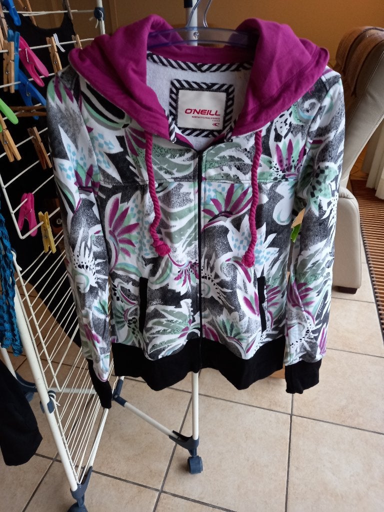 kleurige sweater maat 40, Kleding | Dames, Meerkleurig, Zo goed als nieuw, Hardlopen of Fietsen, Ophalen