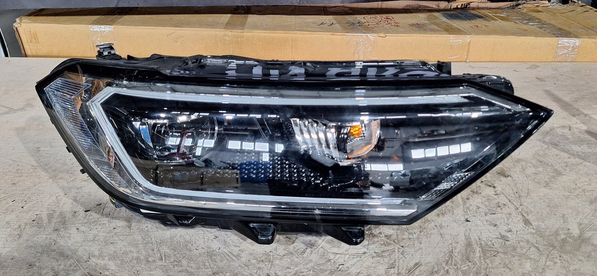 Originele VW Jetta Koplamp Rechts LED 17B.941.036.E, Auto-onderdelen, Gebruikt, -, -, Ophalen of Verzenden