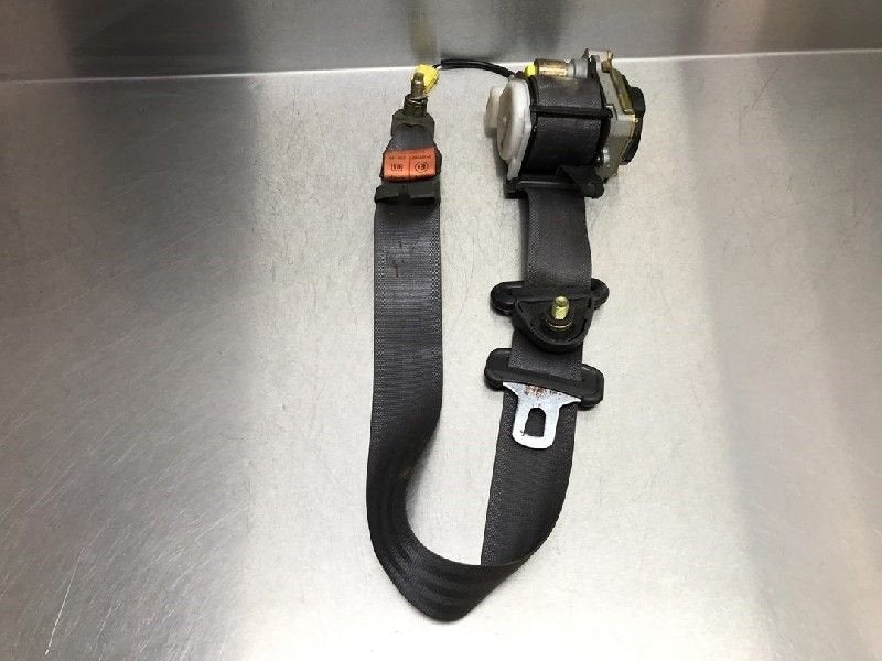 CEINTURE DE SECURITE AVANT DROIT Suzuki Baleno (GA / GB), Utilisé, Suzuki