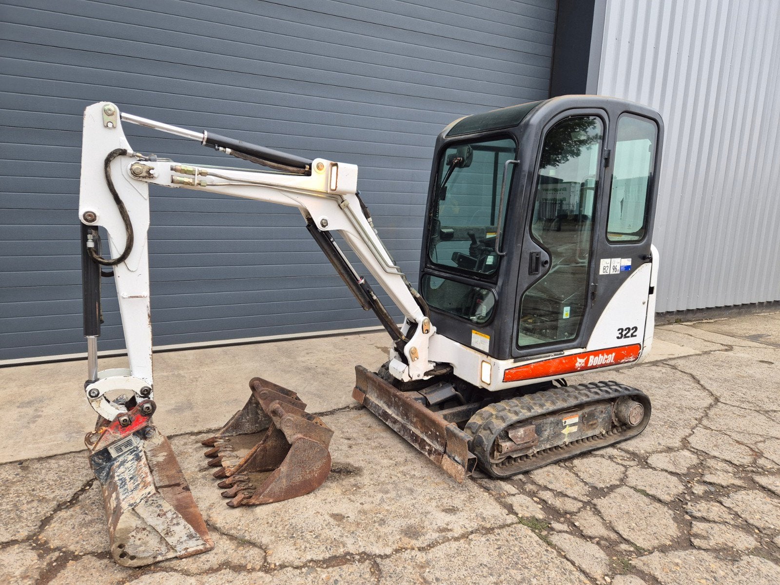 Mini-excavatrice Bobcat 322, Articles professionnels, Machines & Construction | Pièces, Enlèvement