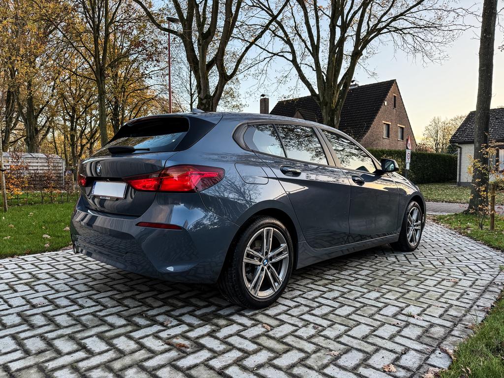 BMW 118i (benzine) | CarPlay | zetelverwarming | M-velgen, Auto's, BMW, 1 Reeks, Euro 6, USB, 5 deurs