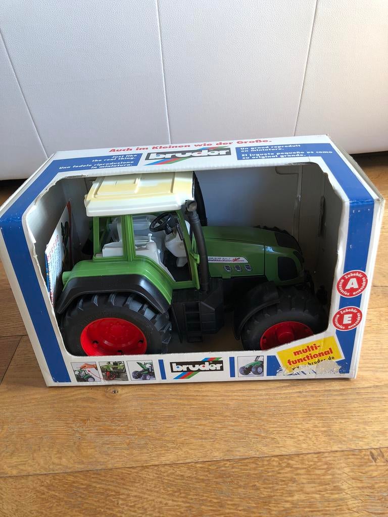 Bruder tractor, Ophalen, Gebruikt