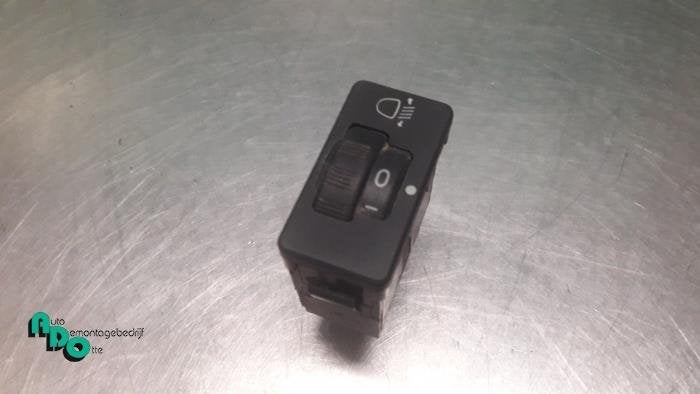 Commutateur phare hauteur réglable d'un Toyota Aygo (Aygo 0, -, 3 mois de garantie, Toyota, Utilisé