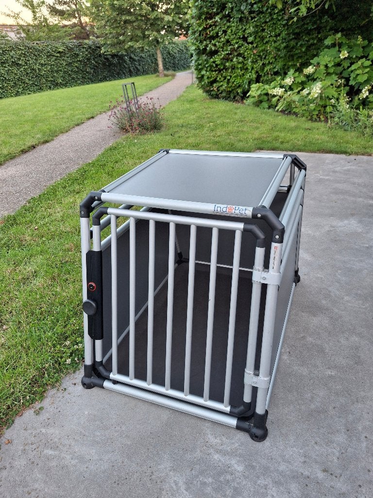 Brüggli hondenbench voor in de auto, Dieren en Toebehoren, Hondenbenches, Ophalen, Zo goed als nieuw