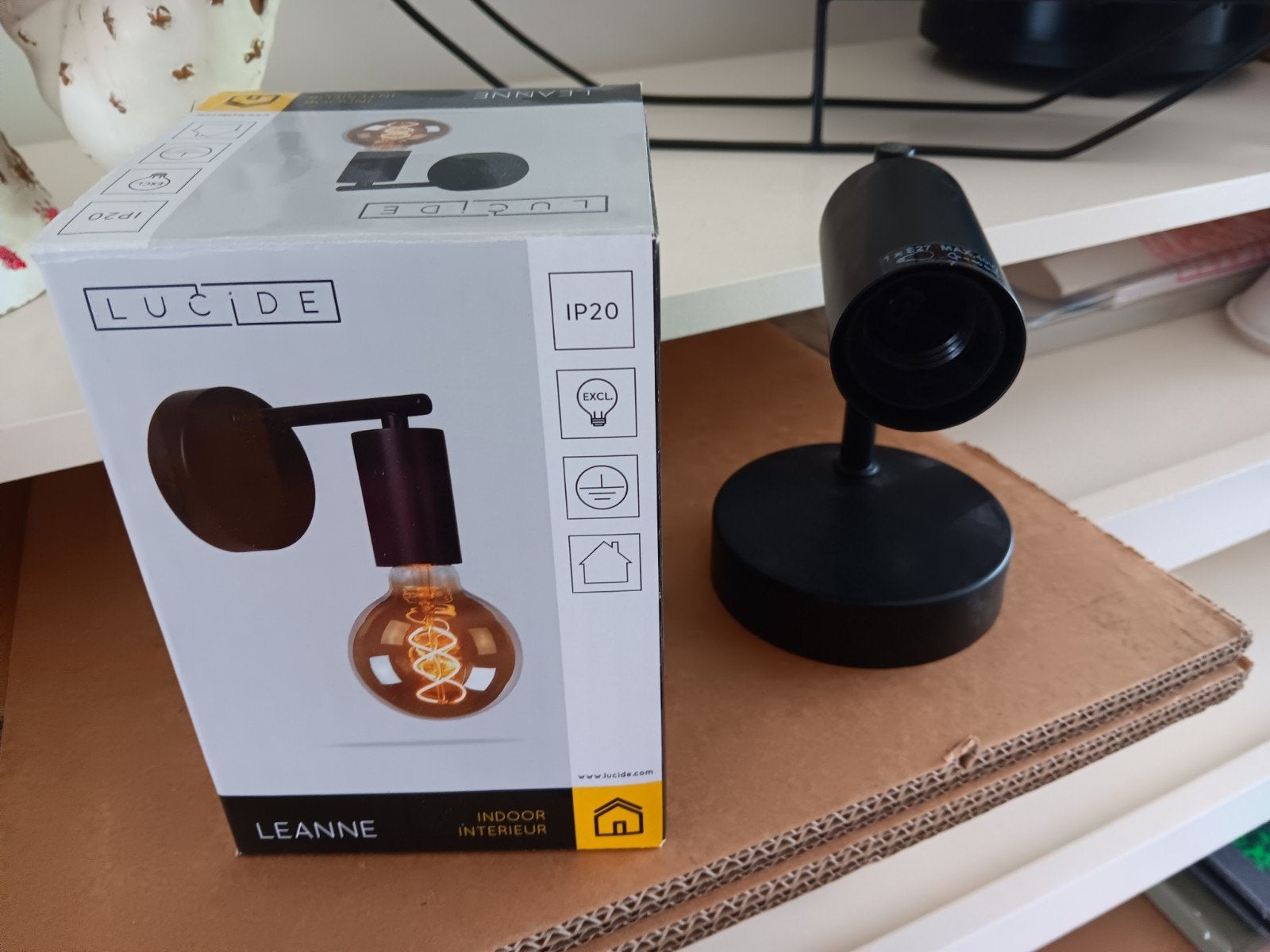 Lucide 21221/01/30 (2 stuks), Ophalen