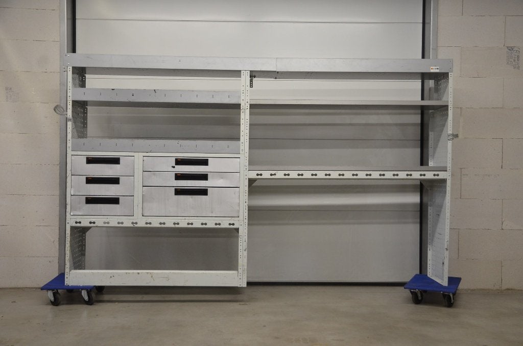 Bestelwagen inrichting  --  1200€ + BTW, Enlèvement, Utilisé