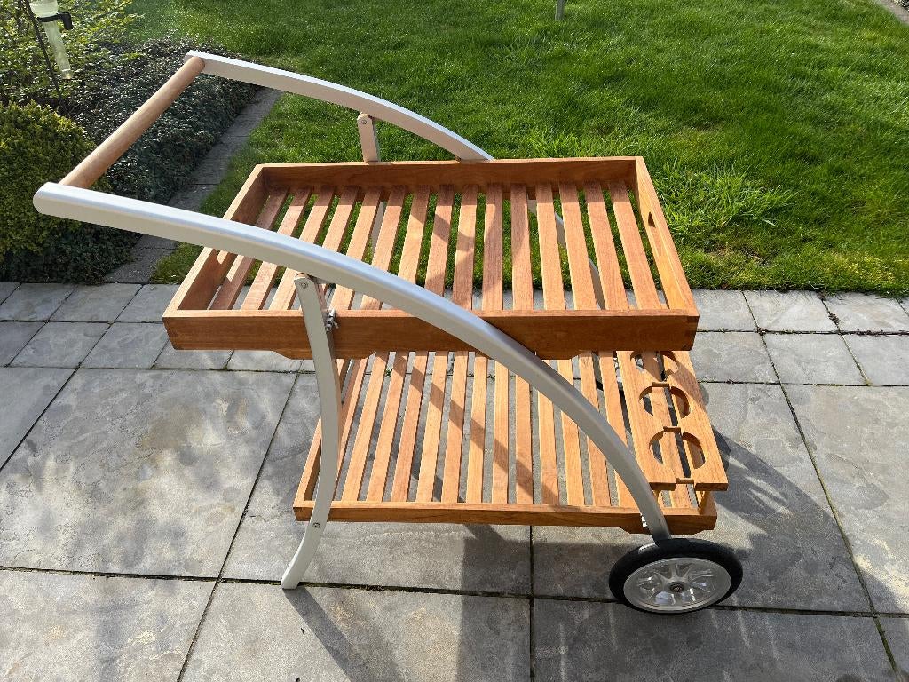 Serveerwagentje bij barbeque, Tuin en Terras, Ophalen, Zo goed als nieuw, Bristol
