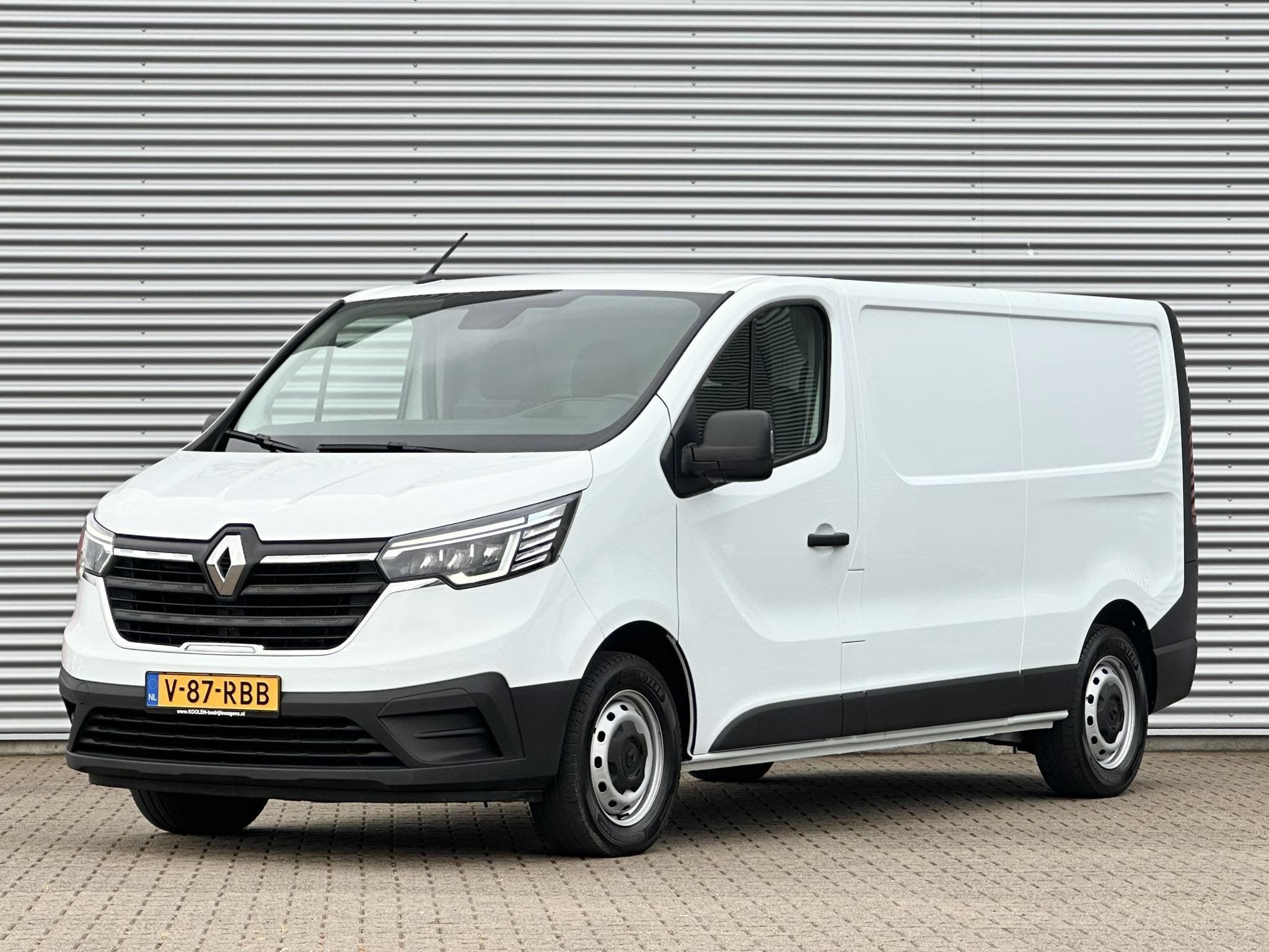 Renault Trafic 2.0 Blue dCi 150 PK T30 L2H1 Automaat, Stof, Gebruikt, 4 cilinders, Renault