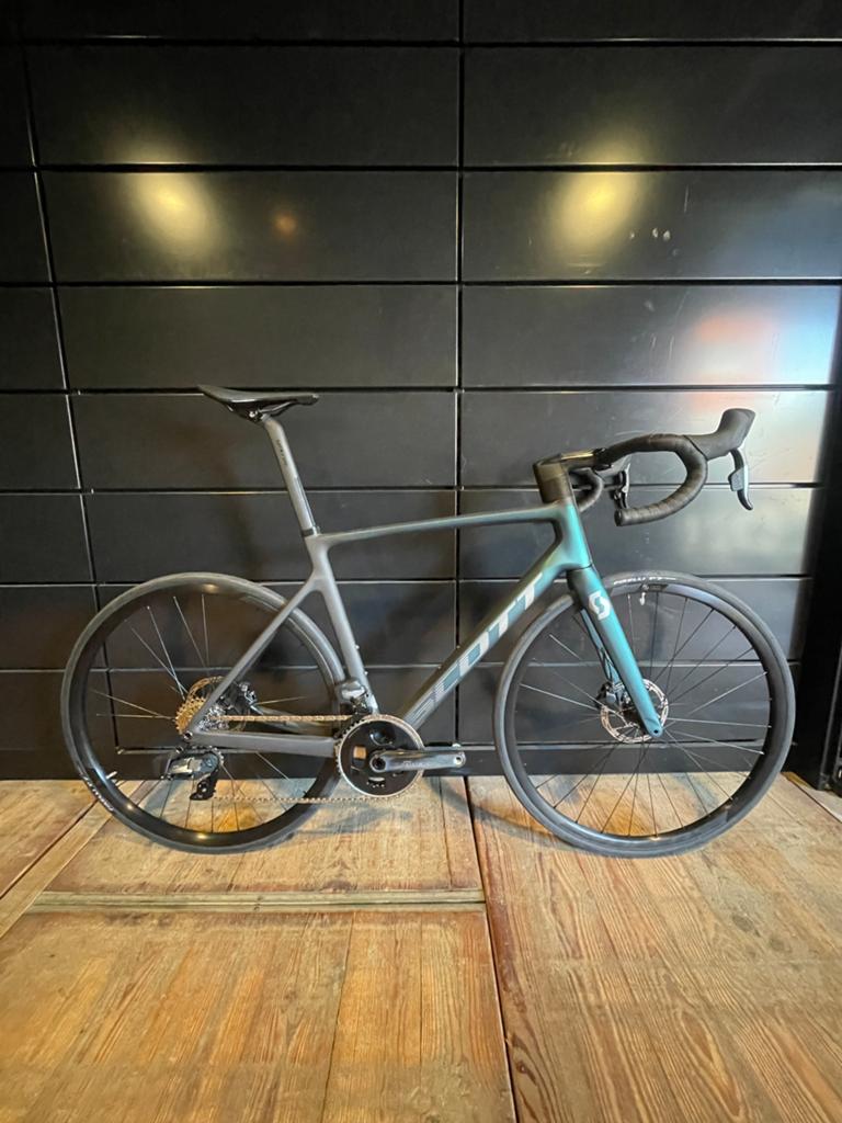 Scott addict RC 20 maat L (nieuw!), Vélos & Vélomoteurs, Enlèvement, Neuf