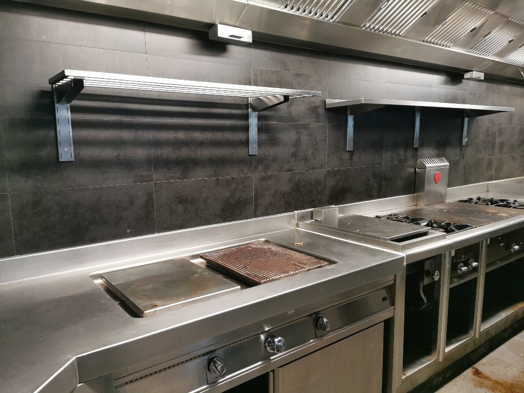cuisine professionnelle, Enlèvement, Utilisé, Cuisinière, Friteuse et Grils